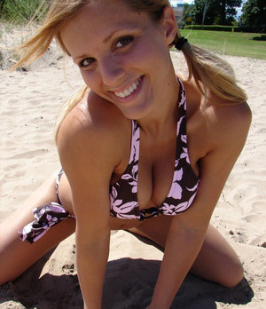 18 year old cutie Christine Paradise pulling denim shorts aside